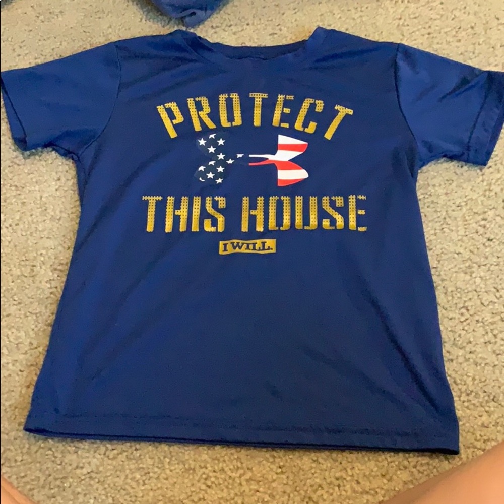 Size 7 boys Under Armour dri-fit tee